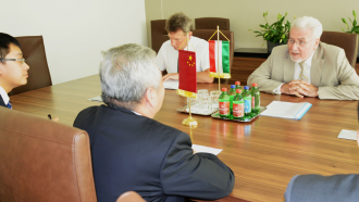 Duan Jielong, a Kínai Népköztársaság Magyarországra akkreditált rendkívüli és meghatalmazott nagykövetét bemutatkozó látogatása
