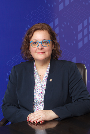 Dr. Daczi Diána - Újdelhi, TéT szakdiplomata